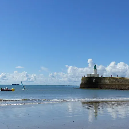 Maison De 5 Personnes *